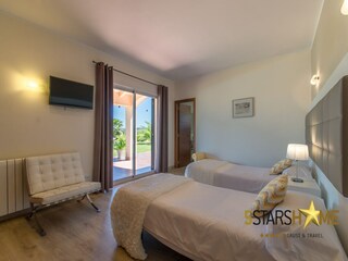 Villa Sant Jordi Features 26