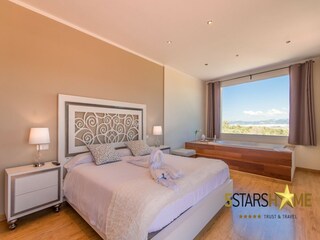 Villa Sant Jordi Features 27