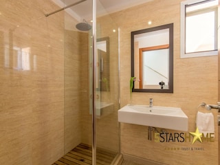 Villa Sant Jordi Features 31