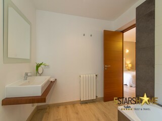 Villa Sant Jordi Features 35