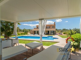 Villa Sant Jordi Outdoor Recording 6