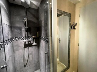 Apartment Saint-Cannat  24