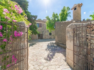 Holiday house Búger Features 26