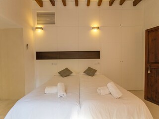 Holiday house Búger Features 25