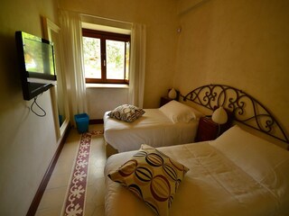 Villa Centuripe Features 21