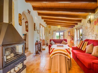 Holiday house Lloseta Features 1