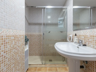 Apartment Alozaina Außenaufnahme 10