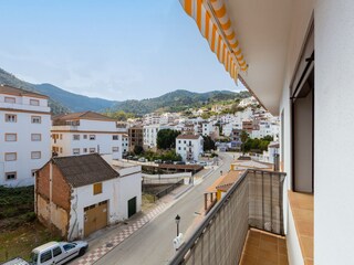 Appartement Alozaina Buitenaudio-opname 2