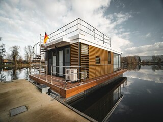 Hausboot Boffzen Außenaufnahme 1