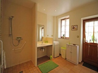 Apartment Saint-Léonard-de-Noblat  32