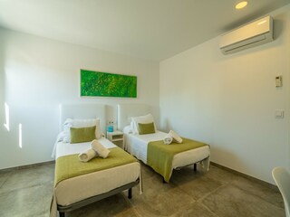 Villa Son Serra de Marina Kenmerken 22