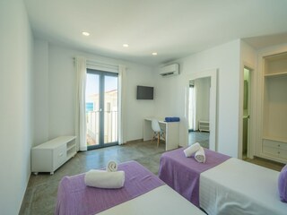Villa Son Serra de Marina Kenmerken 32