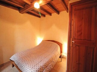 Apartment Saint-Léonard-de-Noblat  26