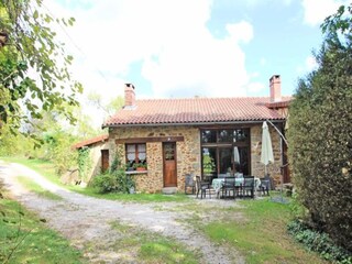 Apartment Saint-Léonard-de-Noblat  34