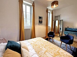 Apartment Saint-Léonard-de-Noblat  53