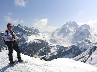 Holiday apartment Raggal Environment 24