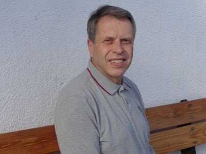 Herr Peter Schneider