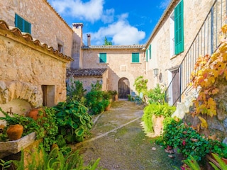 Villa Puigpunyent Outdoor Recording 55