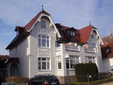 Apartment LUV im Ferienhaus OSTSEEROSE