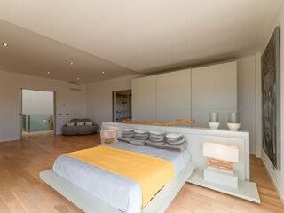 Villa Ses Salines Features 48