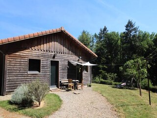 Apartment Saint-Léonard-de-Noblat  32