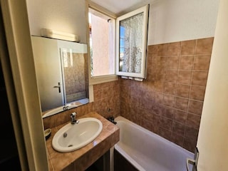 Apartment Saint-Mandrier-sur-Mer  3