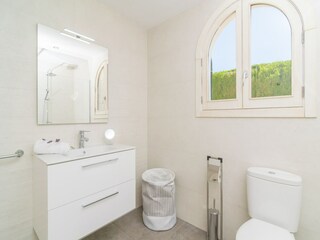 Holiday house S'Illot Features 29