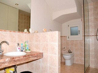 Villa Peratallada Features 7