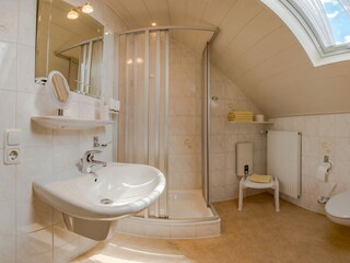 Apartment Köwerich Bathroom 22