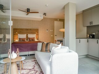 Apartment Den Haag Features 12