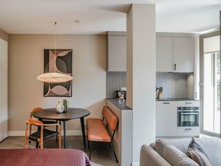 Apartment Den Haag Features 16