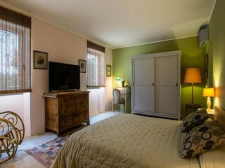 Apartment L'Isle-sur-la-Sorgue Features 13