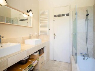 Apartment L'Isle-sur-la-Sorgue Ausstattung 18