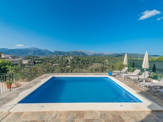 Villa Búger Outdoor Recording 7