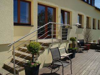 Südterrasse am Haus