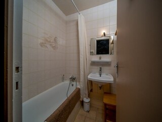 Apartment Uvernet-Fours Ausstattung 8