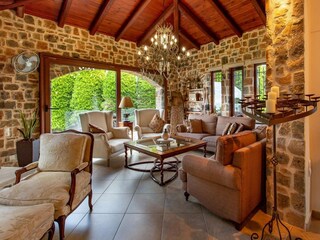 Villa Stalida Features 1