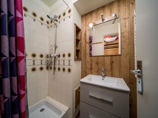 Apartment Uvernet-Fours Ausstattung 4