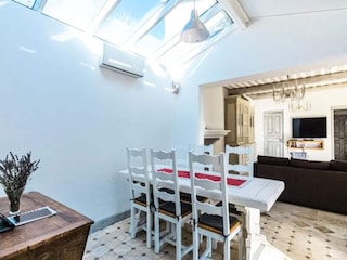 Apartment Cabrières-d'Avignon  25