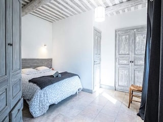 Apartment Cabrières-d'Avignon  8