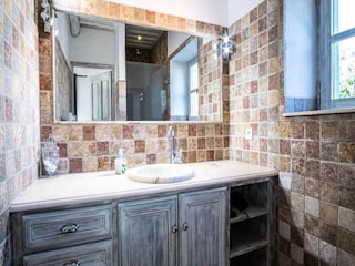 Apartment Cabrières-d'Avignon  9