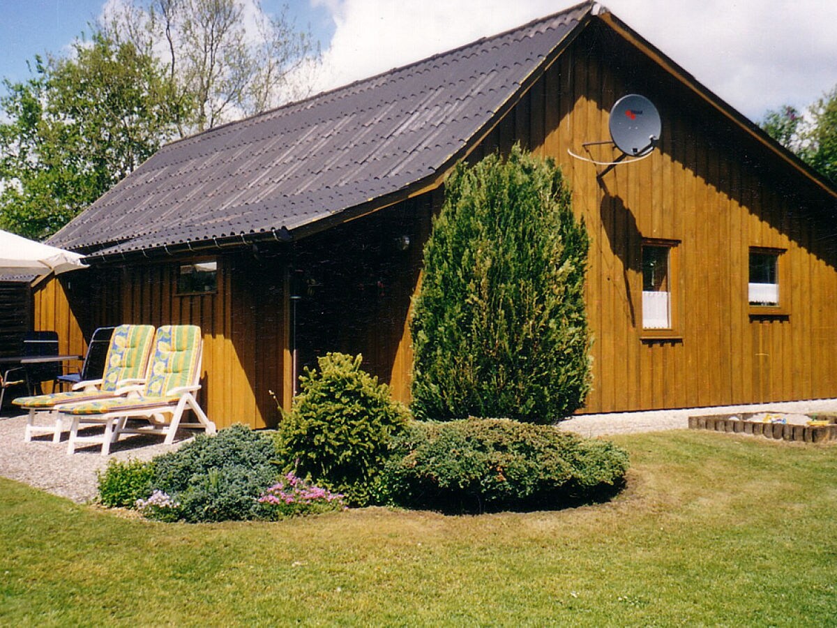 Ferienhaus Im Schwedenstil In Idyllischer Alleinlage Borm Frau