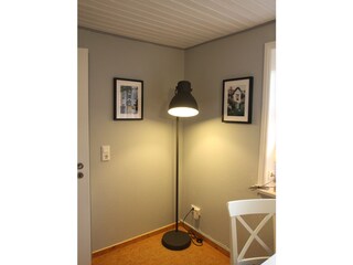 Mit Sessel wird die Ecke zur Leseecke.