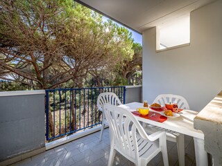 möblierte Terrasse