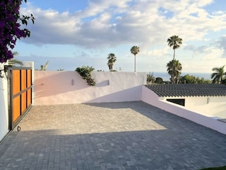 Parking space in the courtyard