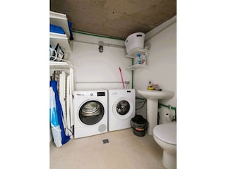 Washing / Drying in the annex