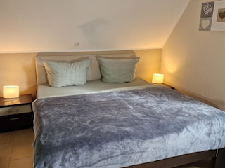 Schlafzimmer 1 OG