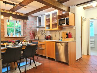 Geschirrspüler, Induktionsherd, Mikrowelle