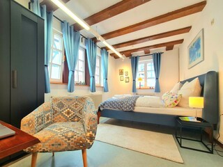 Verdunklungsvorhänge und Kleiderschrank