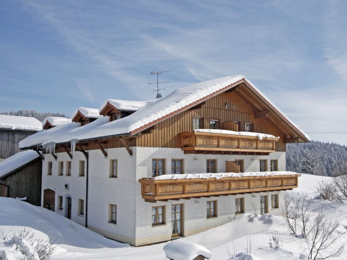 Landhaus im Winter